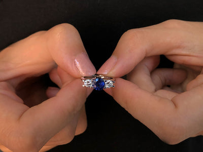 Diamond and sapphire Nova Tria ring in 14-carat white gold