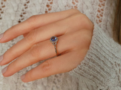 Bague en or rose avec diamants et tanzanite AAA