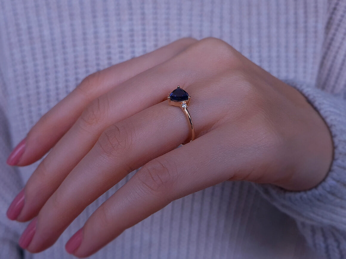 Diamond and trilliant-cut iolite ring