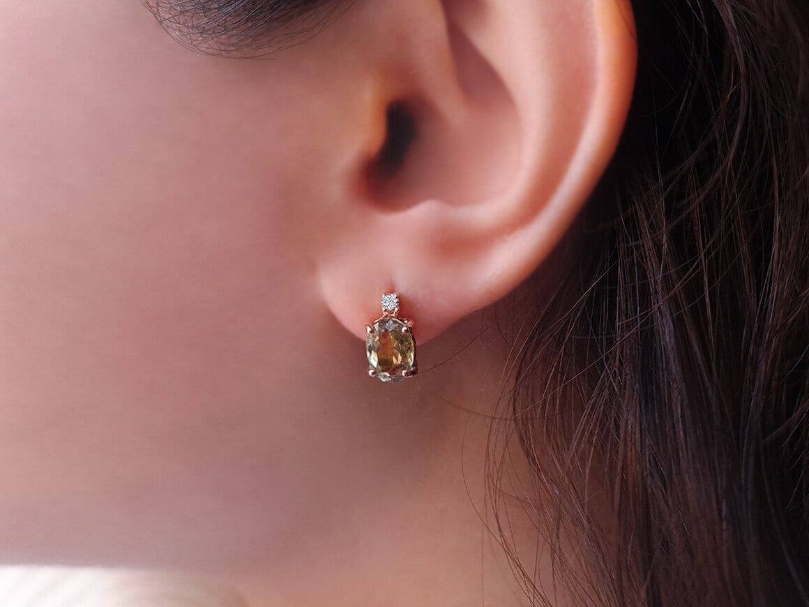 Boucles d'oreilles harmonie diamant et zultanite ovale en or rose 14 carats