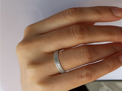 Alliance demi-ronde à deux rangs de diamants de 0,41 carat