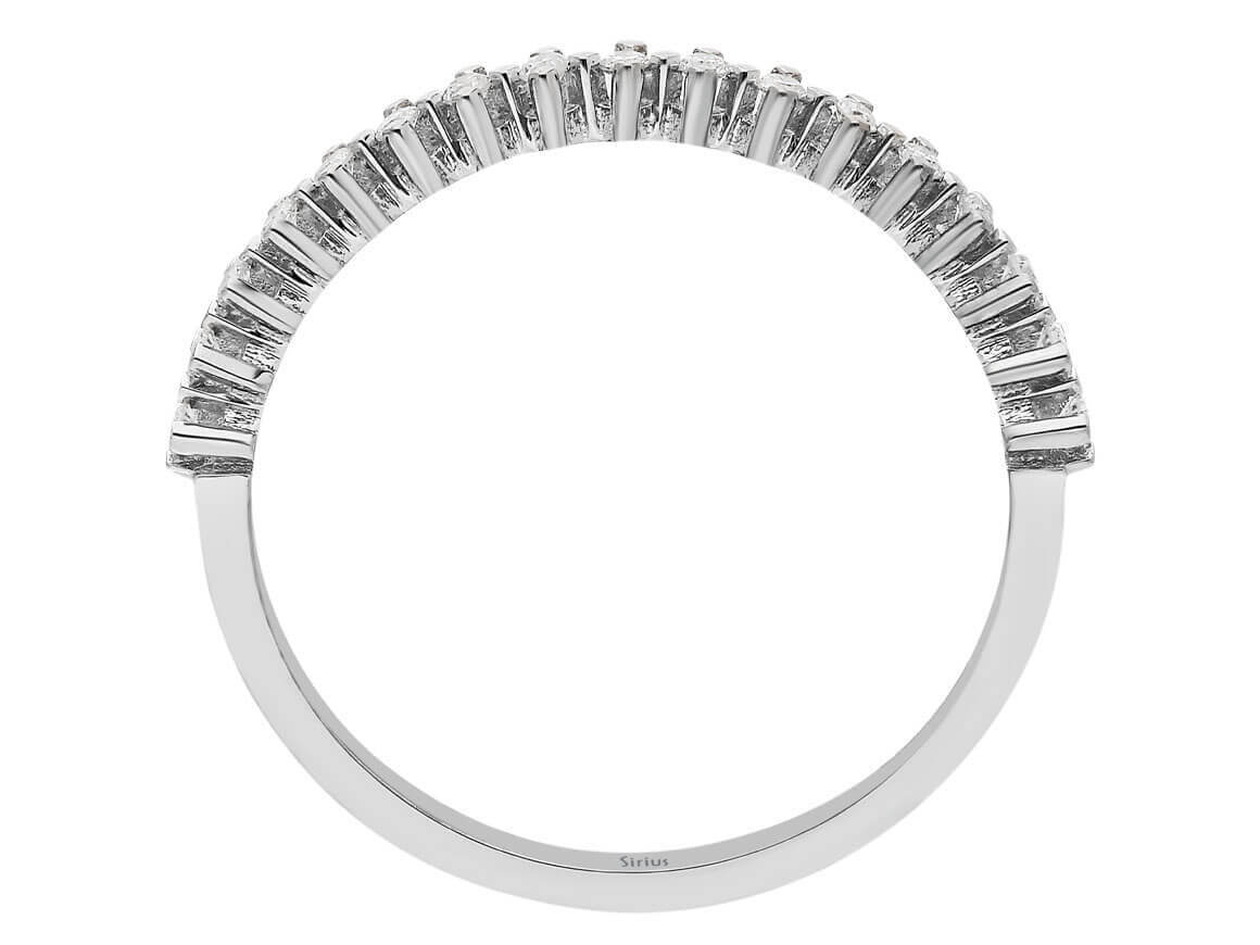 0,14 Karat Diamant halbrundum Allianz - handgefertigter Diamantschmuck aus Feingold | Sirius Diamant