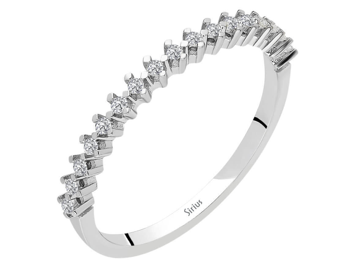 0,14 Karat Diamant halbrundum Allianz - handgefertigter Diamantschmuck aus Feingold | Sirius Diamant