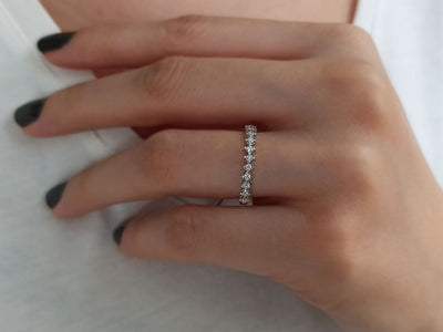Alliance demi-ronde en diamant de 0,20 carat
