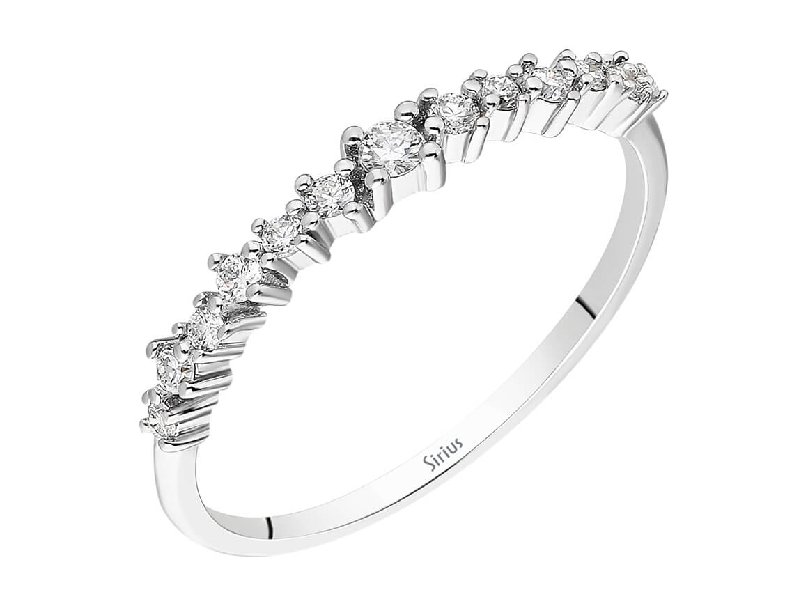 0,20 Karat Diamant halbrund Allianz - handgefertigter Diamantschmuck aus Feingold | Sirius Diamant