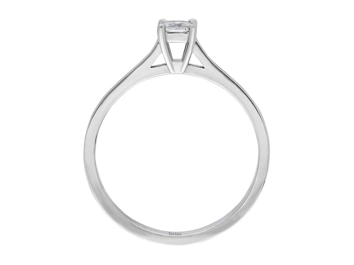 0,15 Karat Diamant Prinzess Schliff Solitär Ring - handgefertigter Diamantschmuck aus Feingold | Sirius Diamant