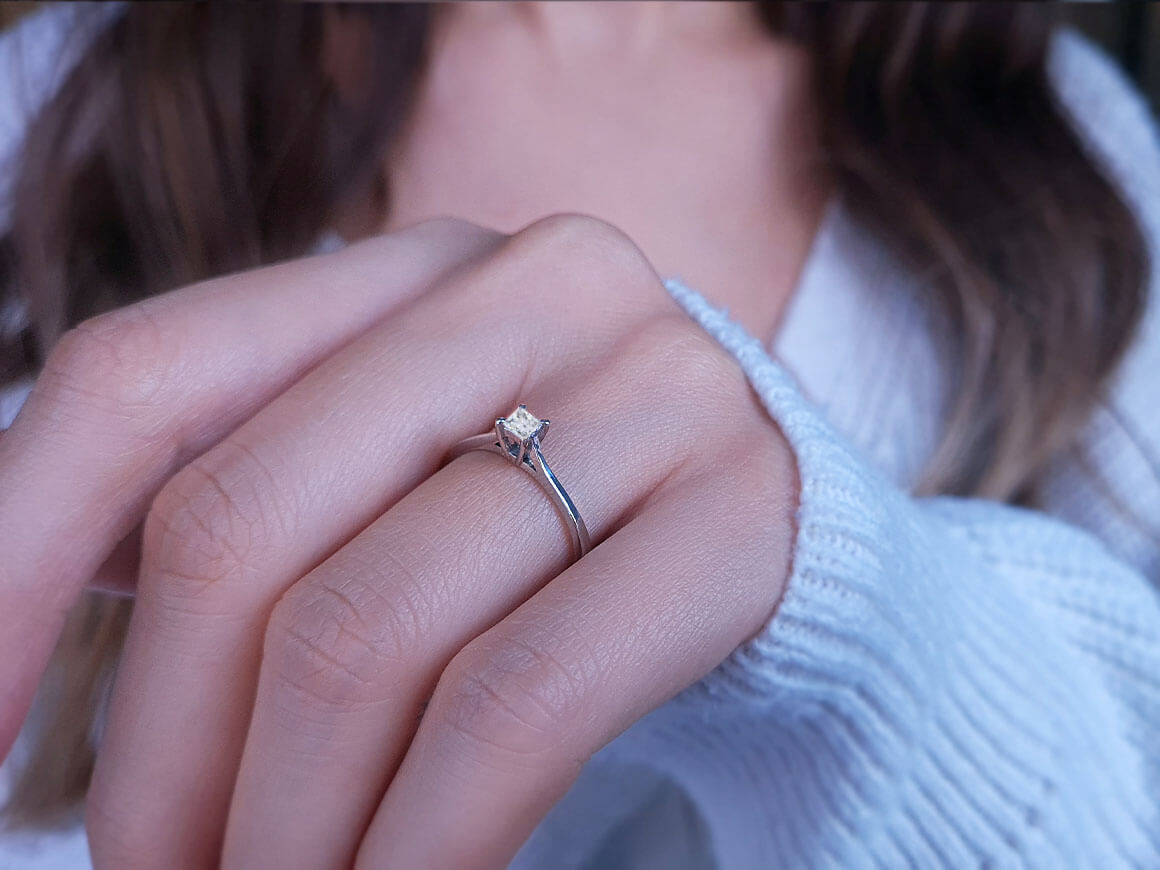 0.15 carat diamond princess cut solitaire ring
