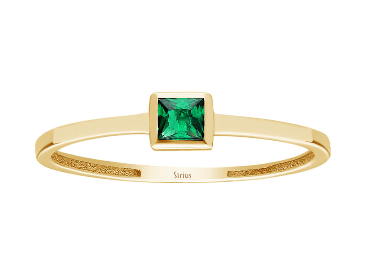 Prinzessin Schliff Smaragd Solitär Ring - handgefertigter Diamantschmuck aus Feingold | Sirius Diamant