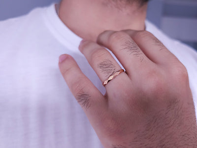 Prisma men's wedding ring