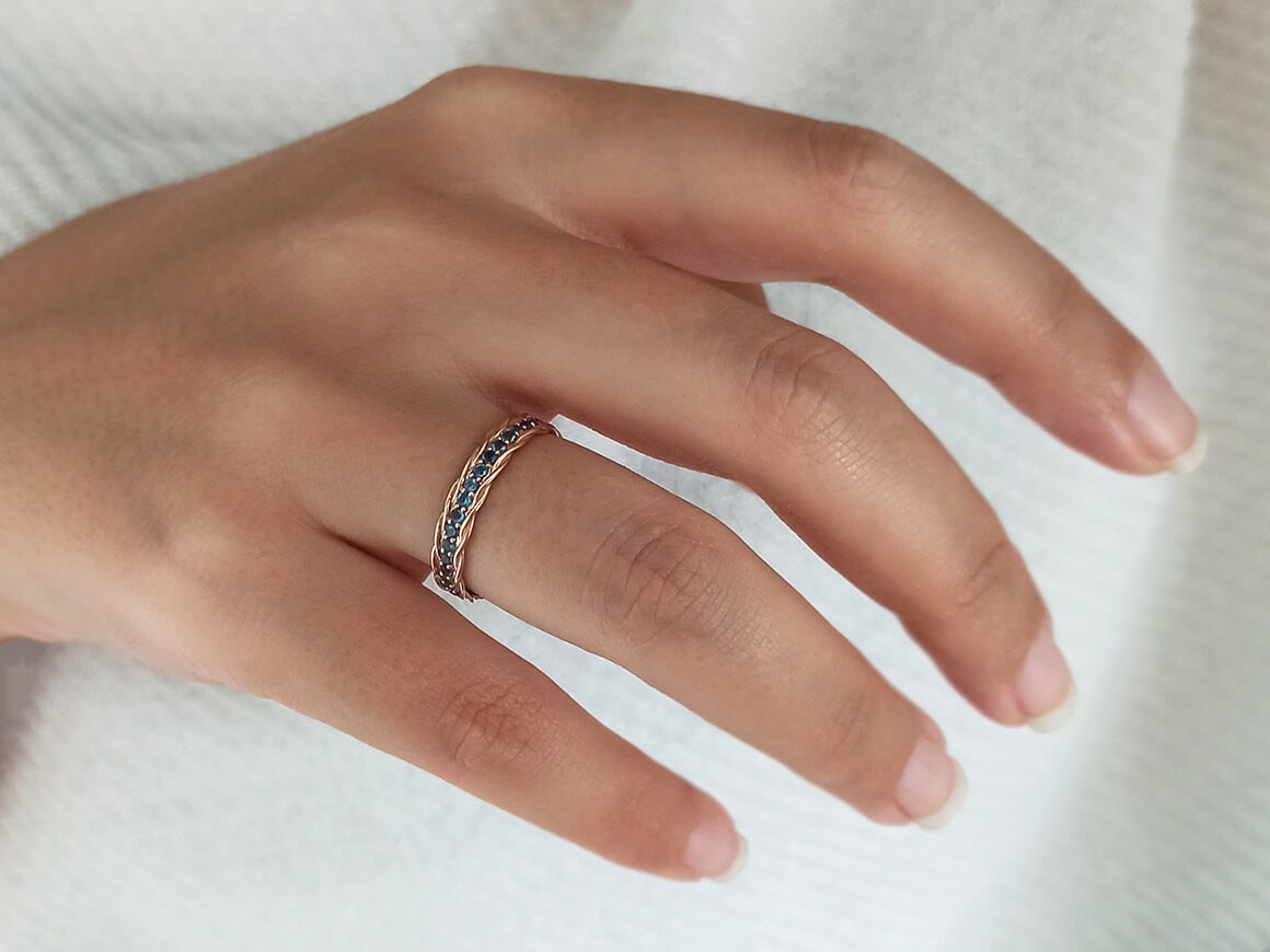 London Blue Topaz Half-Round Alliance