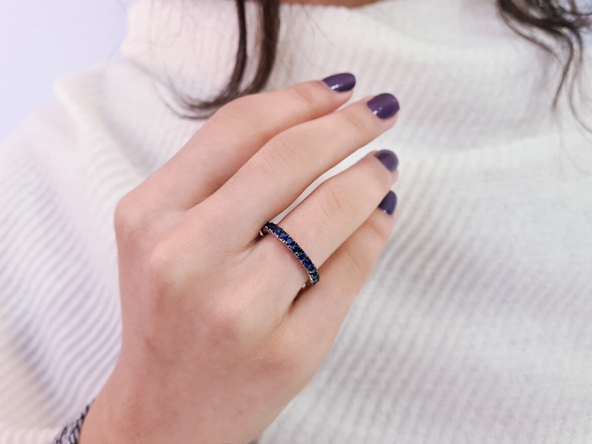 1.90 carat all-around sapphire alliance ring