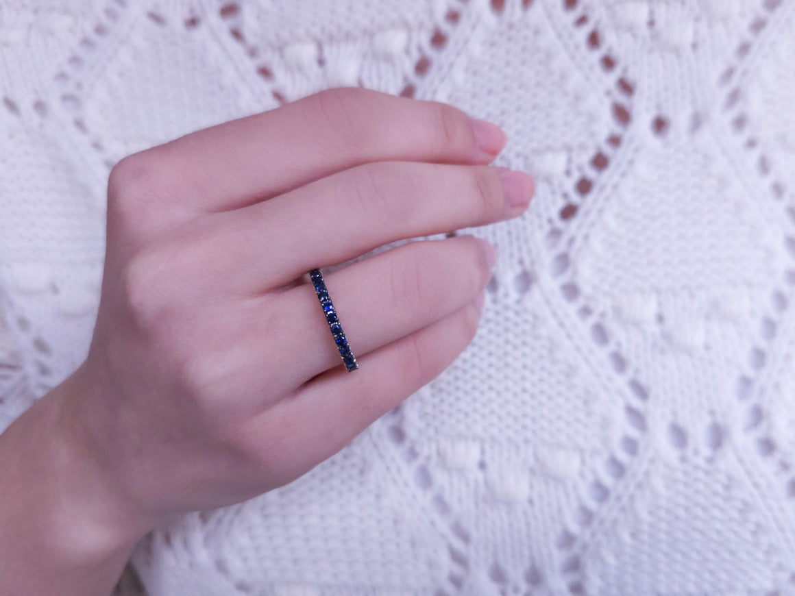 Saphir Halbrund Allianz Ring in 585er 14 Karat Weißgold