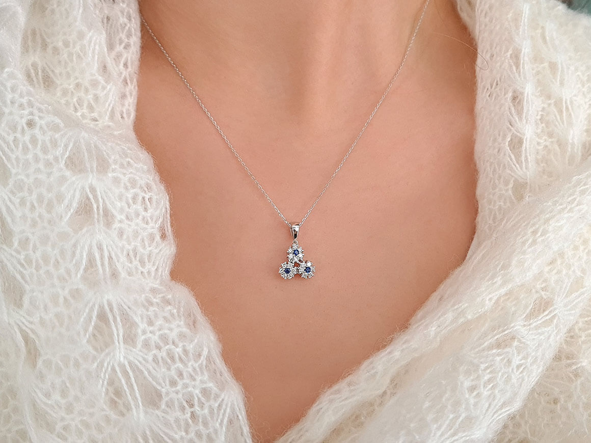 Collier diamant et saphir en or blanc 14 carats