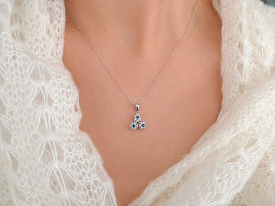 Collier diamant et saphir en or blanc 14 carats