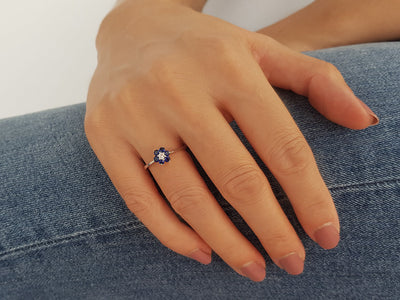 Diamond and Sapphire Daisy Ring