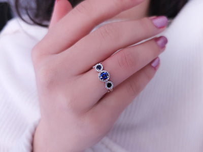 Diamond and sapphire jewelry set in 333 8 carat white gold