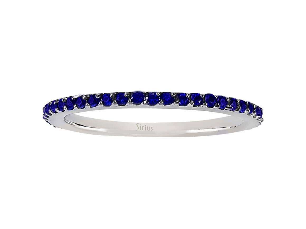 0,38 Karat Saphir rundum Allianz Ring - handgefertigter Diamantschmuck aus Feingold | Sirius Diamant