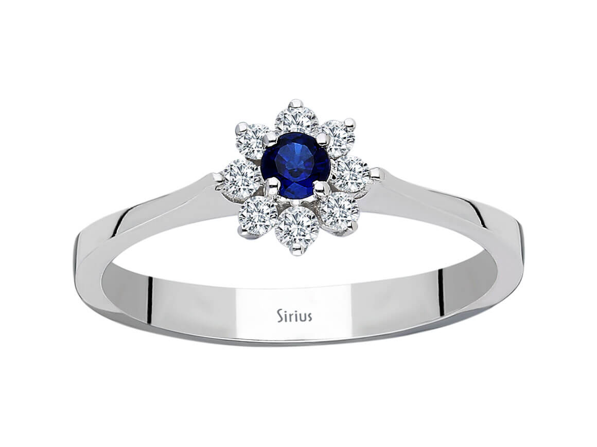 Diamond and sapphire ring in 14 K white gold