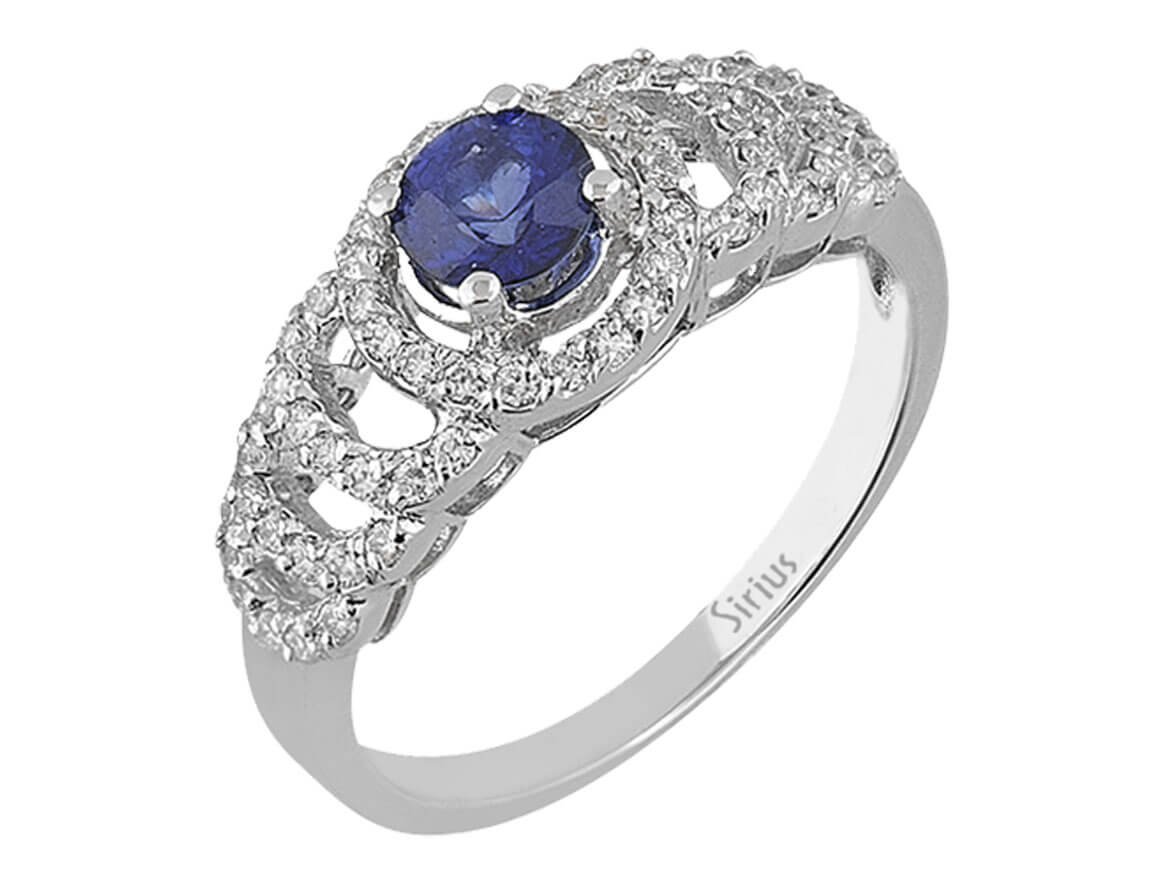 Diamond and sapphire ring in 14K white gold