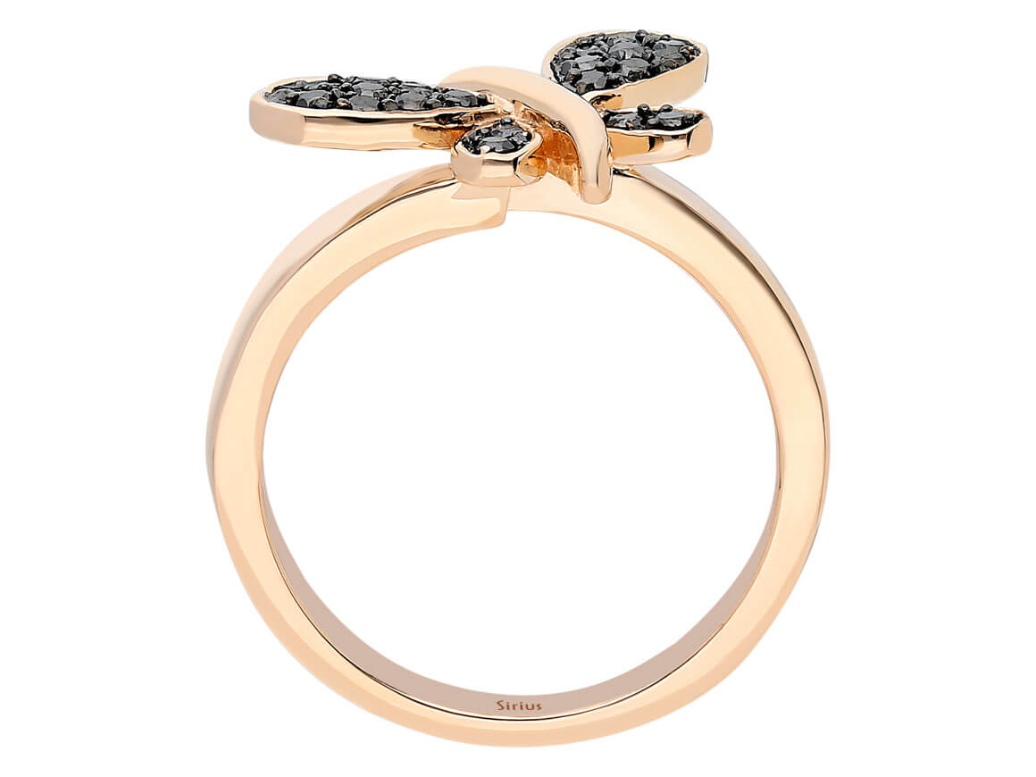 Black diamond dragonfly ring in 333 8 carat red gold