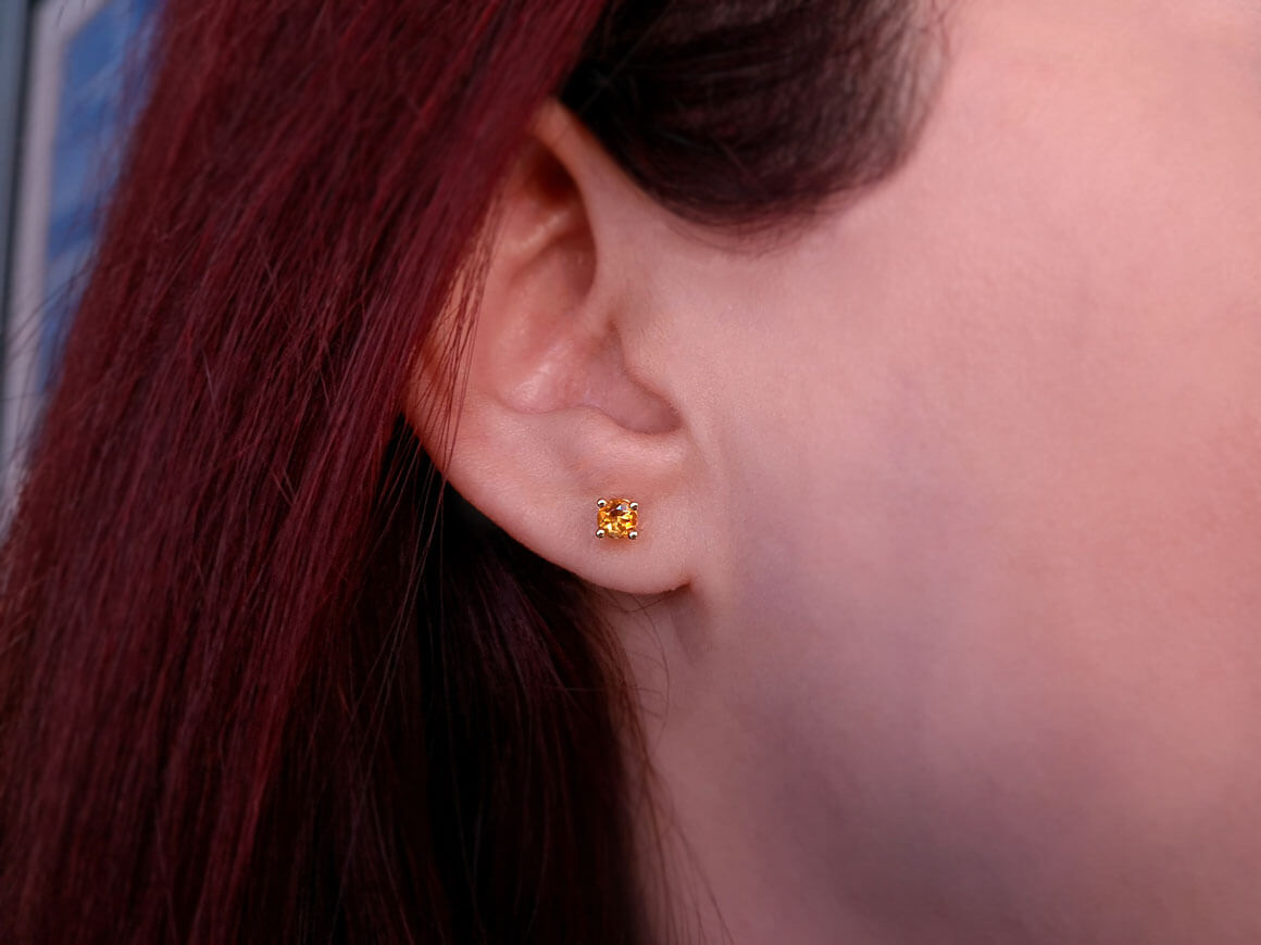 0,50 Carat Citrin Solitär Ohrringe - handgefertigter Diamantschmuck aus Feingold | Sirius Diamant
