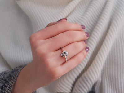 Baguette Diamond Waterdrop Ring