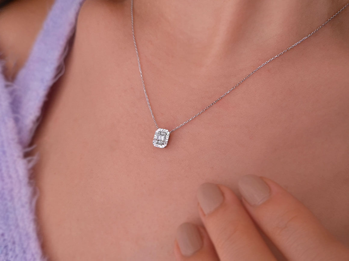 F Farbe 0,05 Carat Baguette Diamant Collier - handgefertigter Diamantschmuck aus Feingold | Sirius Diamant