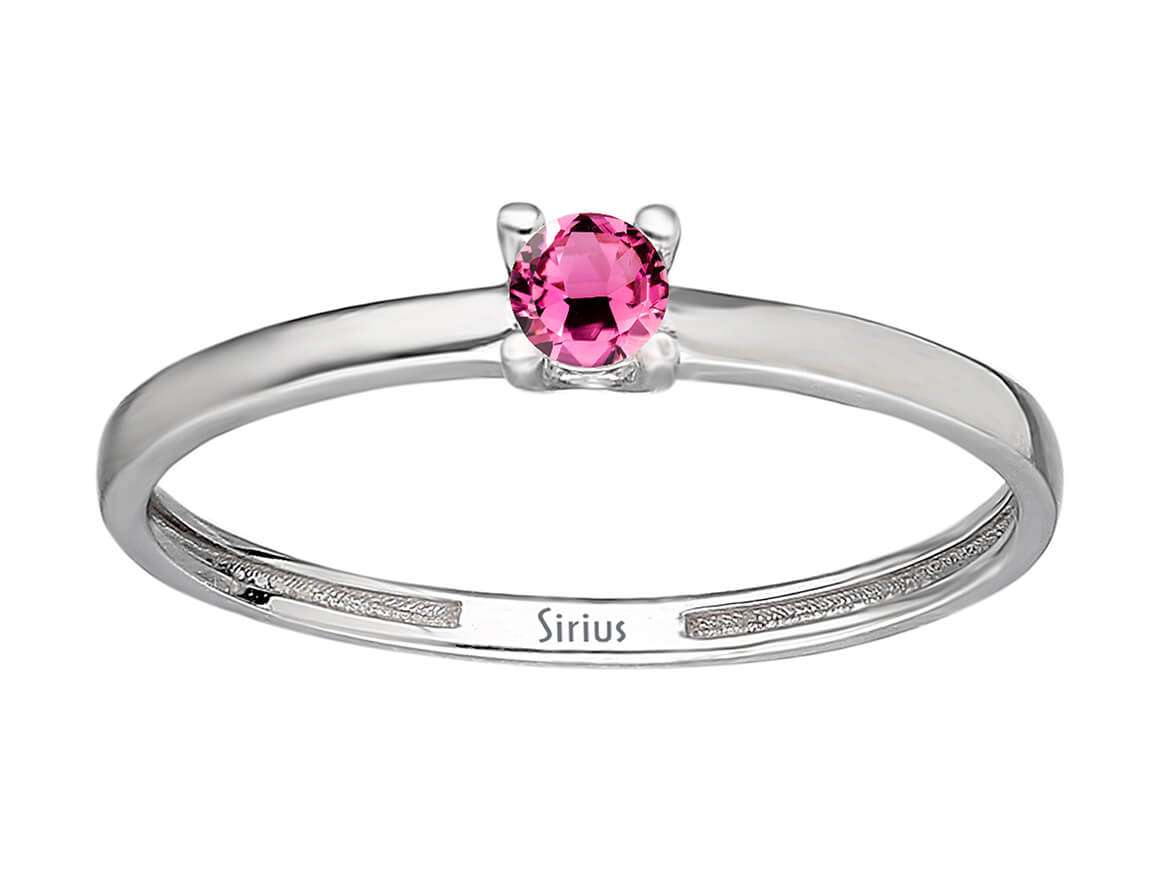 Solitaire ring with tourmaline