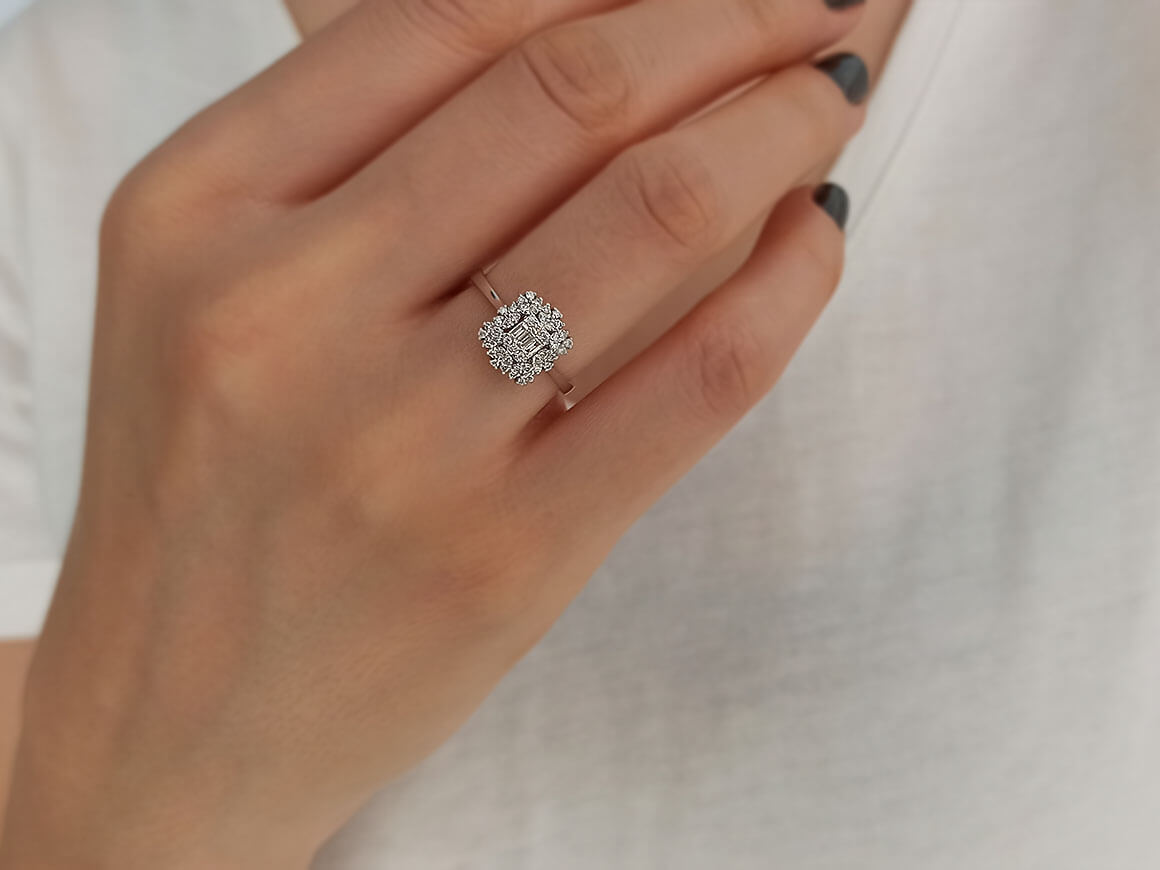 Baguette Diamond Vega Star Ring