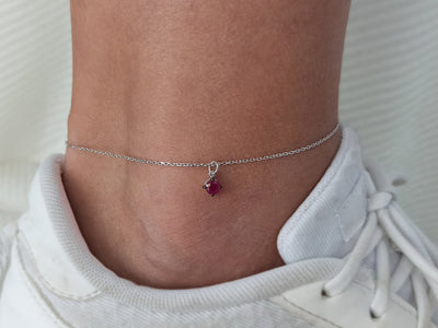 Modern anklet with ruby