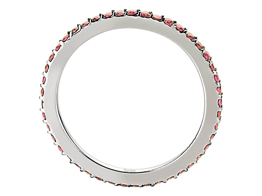 Memoire ring with rubies