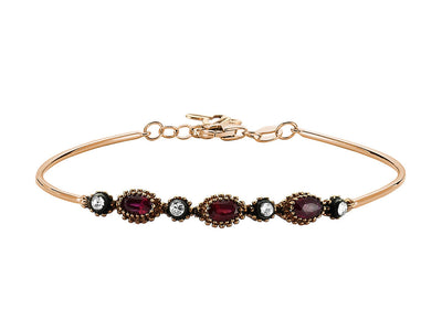 Bracelet with diamonds and oval rubies