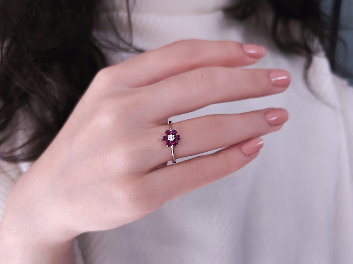 Bague Daisy en diamant et rubis