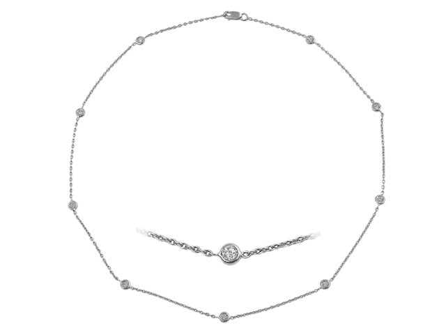 Collier en or blanc 14 carats avec diamants de 0,27 carat et 9 diamants