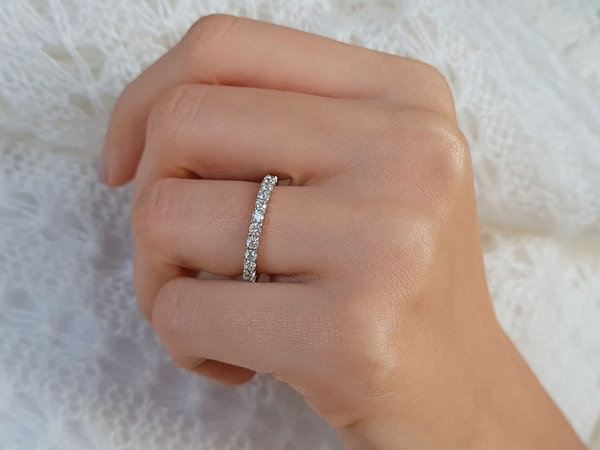 1,21 Karat Diamant rundum Allianz Ring
