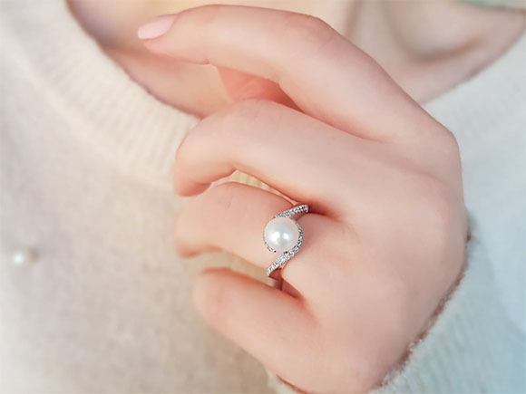 Perle & Diamant Ring in 14K