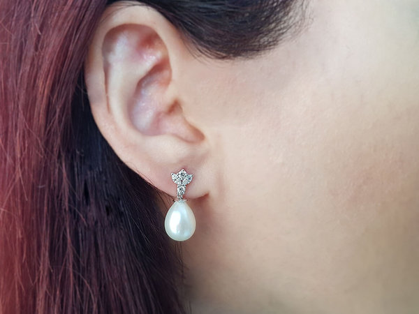 Marquise Diamant und Natur Tropfen Perle Ohrringe in 14 K