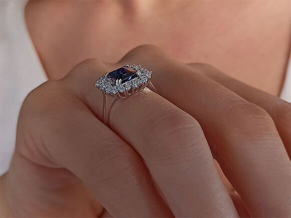 Diamant und Oktagon Schliff Saphir Ring