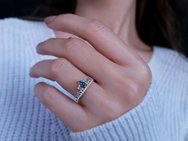 Diamant und Marquise London Blauer Topas Ring